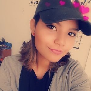 Meet your Posher, Ana karina